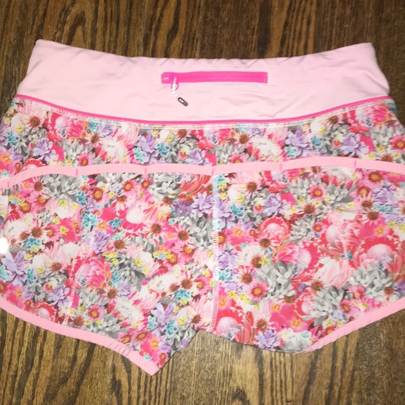 Lululemon light pink shorts. Size 4, gently worn. - Picture 2 of 2